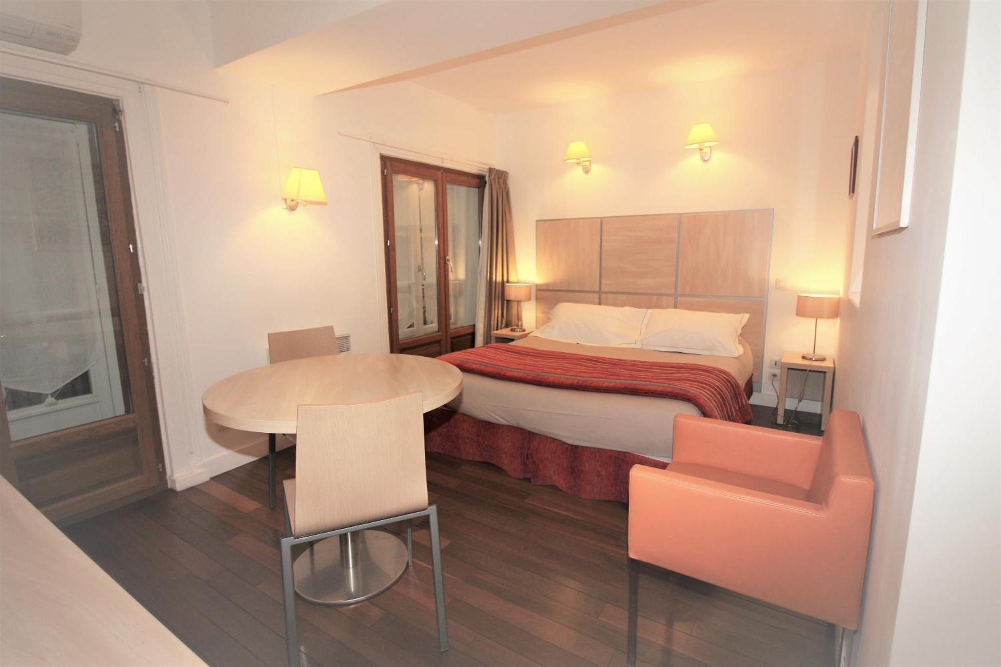 Best Western Lyon Saint-Antoine Bagian luar foto